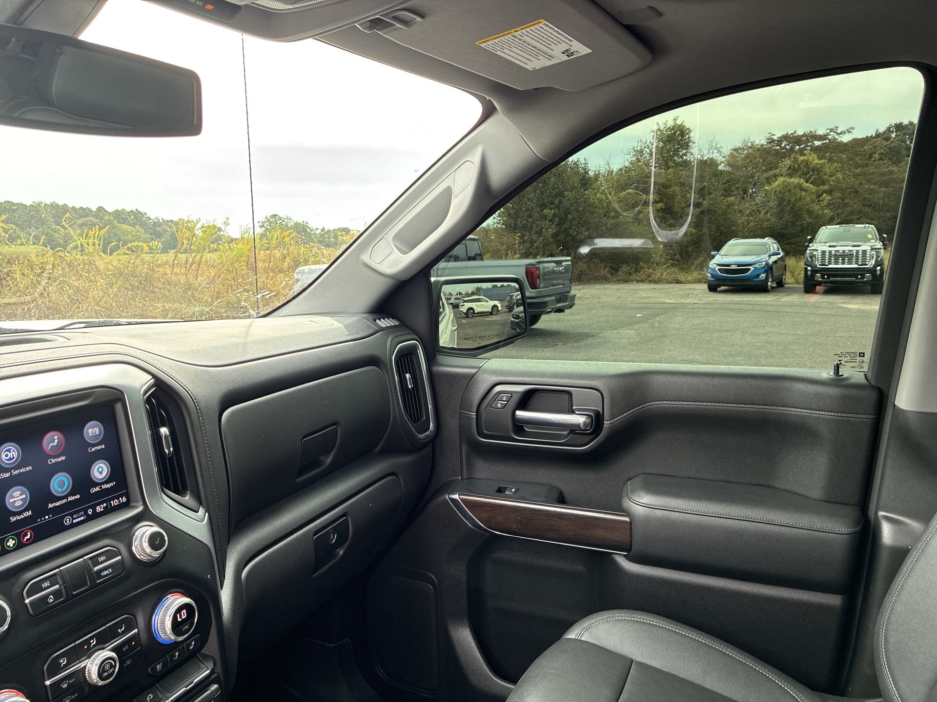 2021 GMC Sierra 1500 SLT - Photo 11