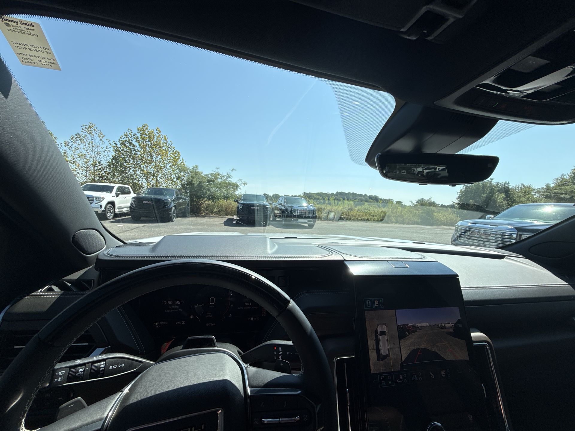 2026 GMC Yukon Denali Ultimate - Photo 27