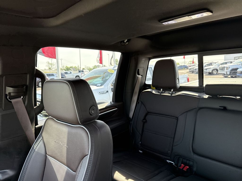 2024 GMC Sierra 2500HD Denali - Photo 10