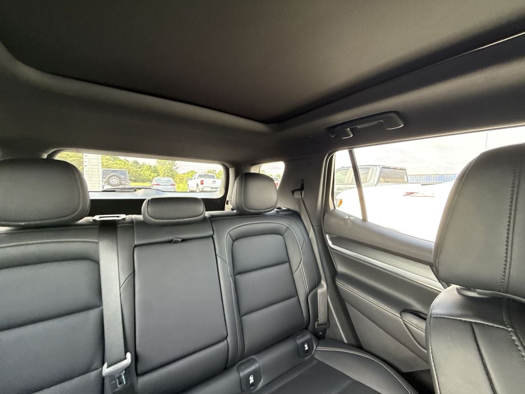 2025 GMC Terrain Elevation - Photo 12
