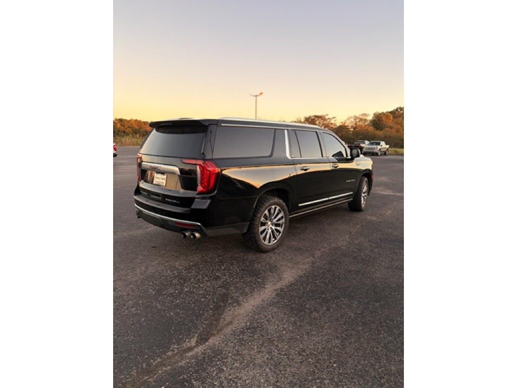 Used 2021 GMC Yukon XL Denali SUV