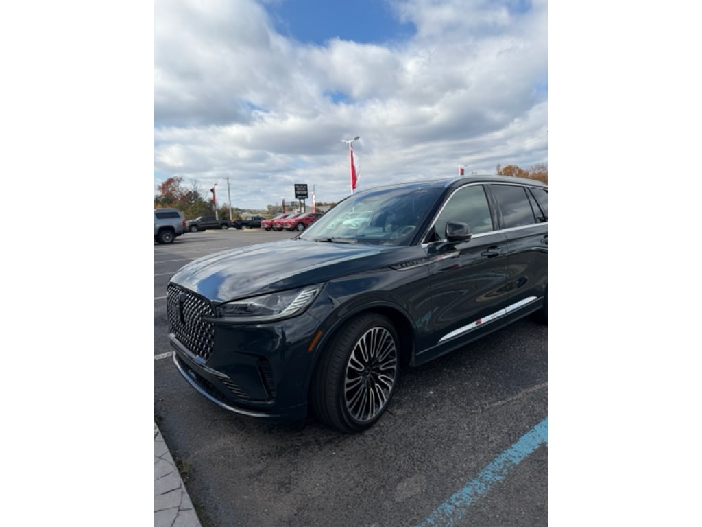 Used 2025 Lincoln Aviator Black Label SUV