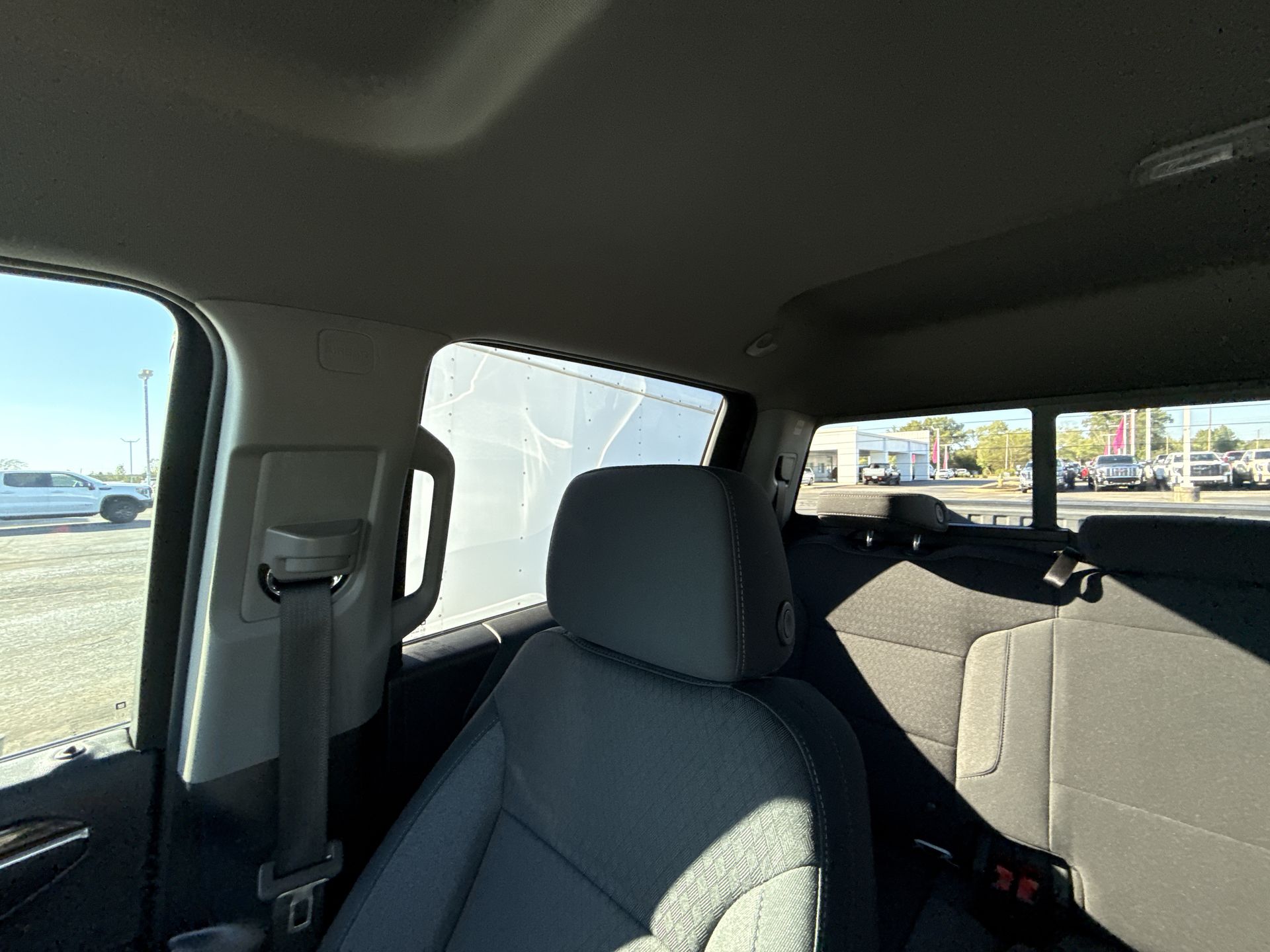 2024 GMC Sierra 1500 SLE - Photo 11