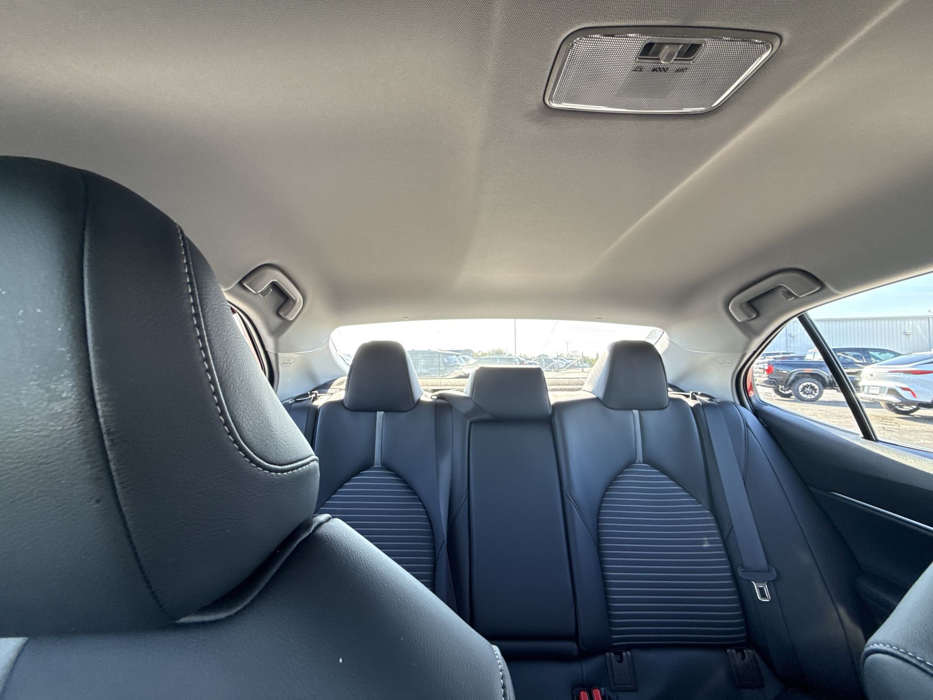 2023 Toyota Camry SE - Photo 27