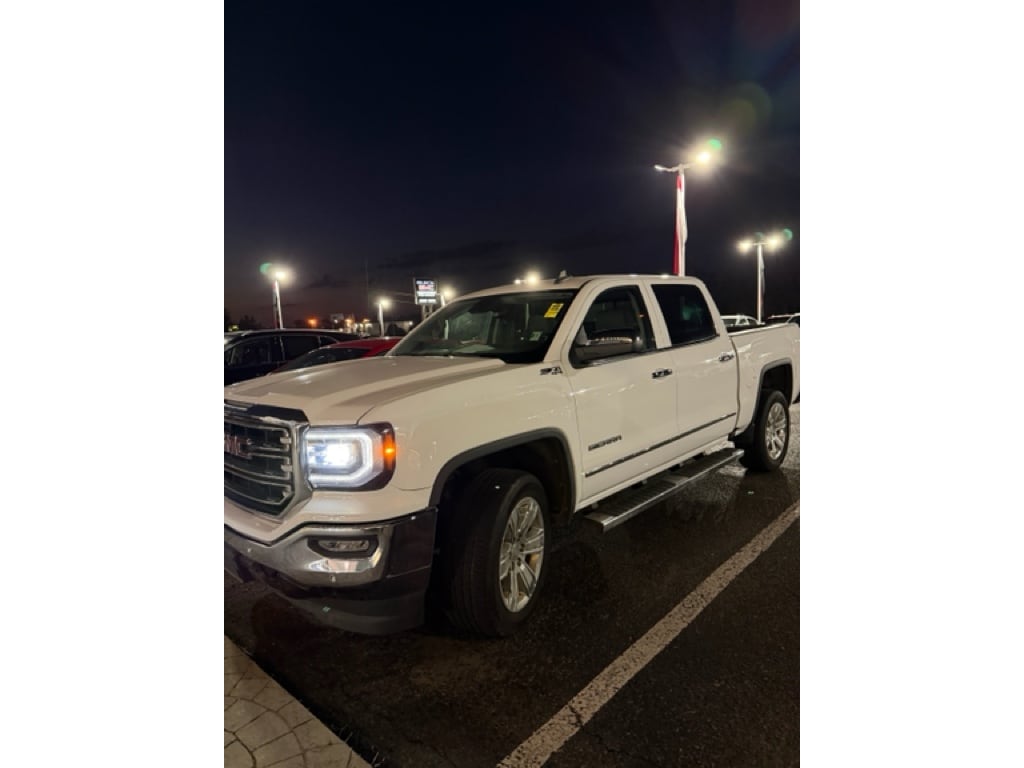 2018 GMC Sierra 1500 SLT's photo