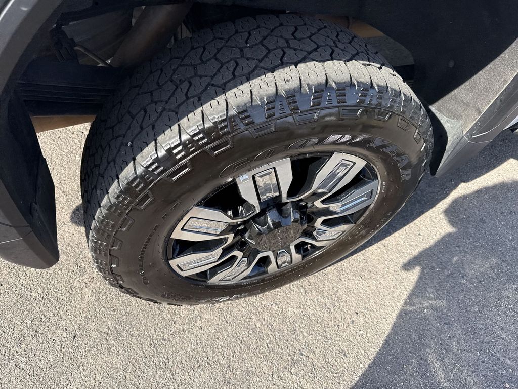 2024 GMC Sierra 2500HD Denali - Photo 40