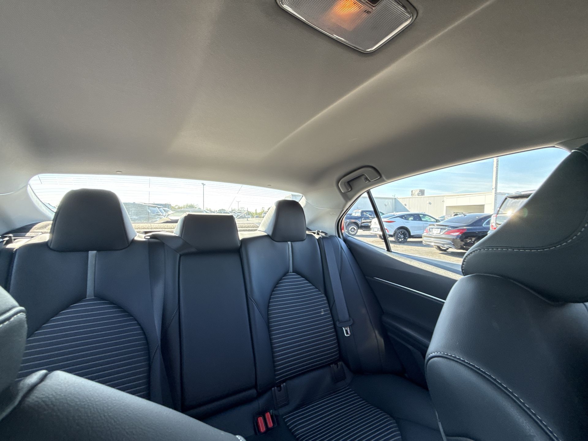 2023 Toyota Camry SE - Photo 30