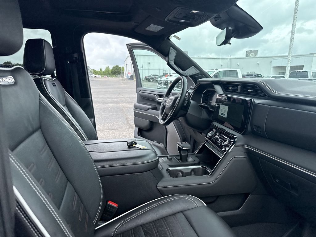 2025 GMC Sierra 1500 AT4X - Photo 35