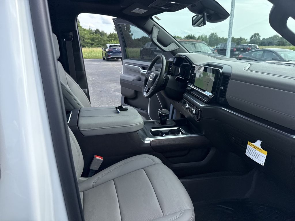 2026 GMC Sierra 1500 SLT - Photo 35