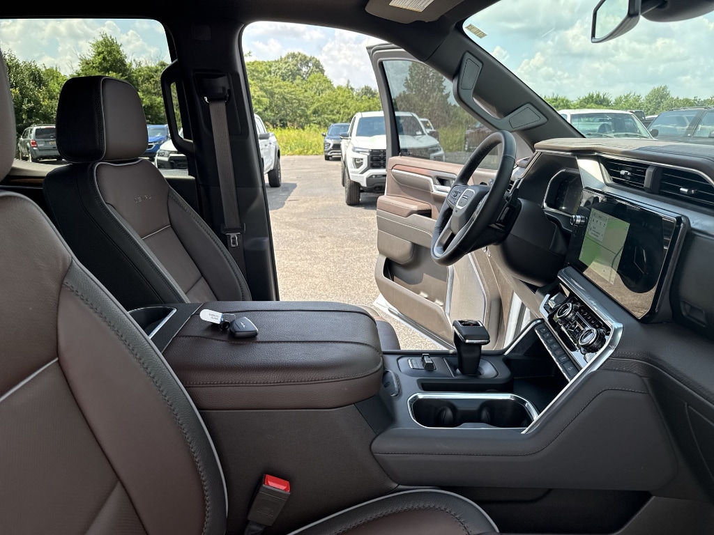 2026 GMC Sierra 1500 Denali - Photo 17