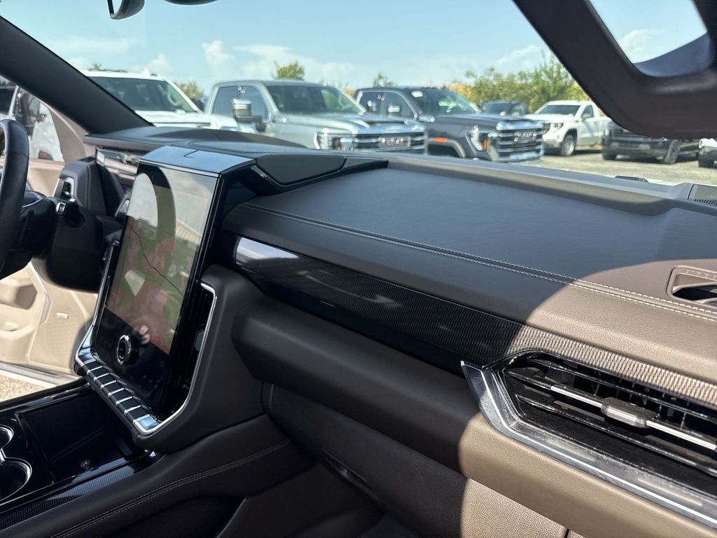 2025 GMC Yukon XL Elevation - Photo 36