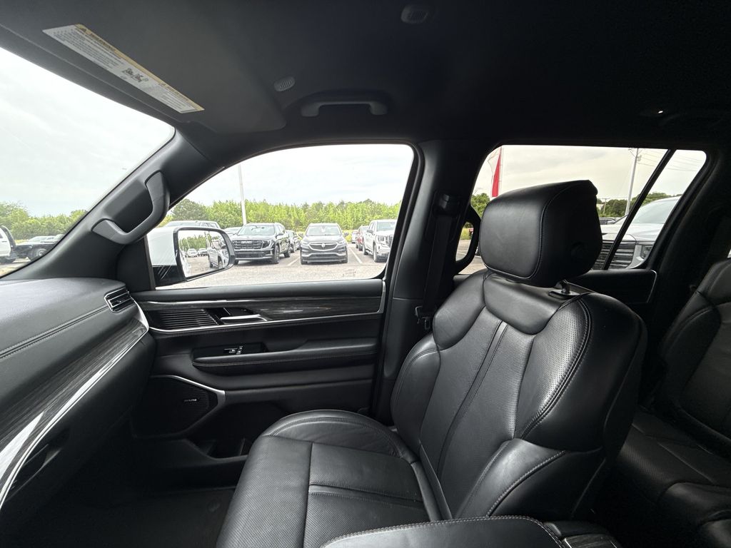 2022 Jeep Wagoneer Series II - Photo 26