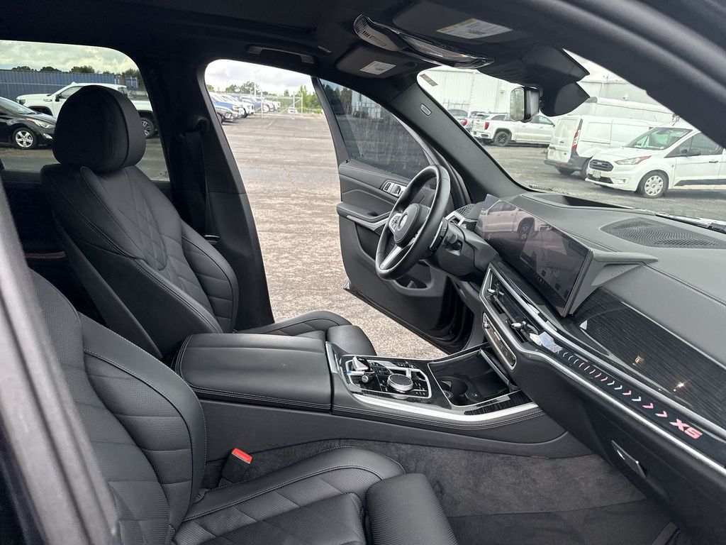 2025 BMW X5 40i - Photo 35