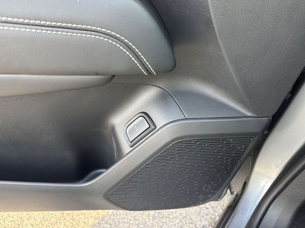 2025 GMC Terrain Elevation - Photo 31