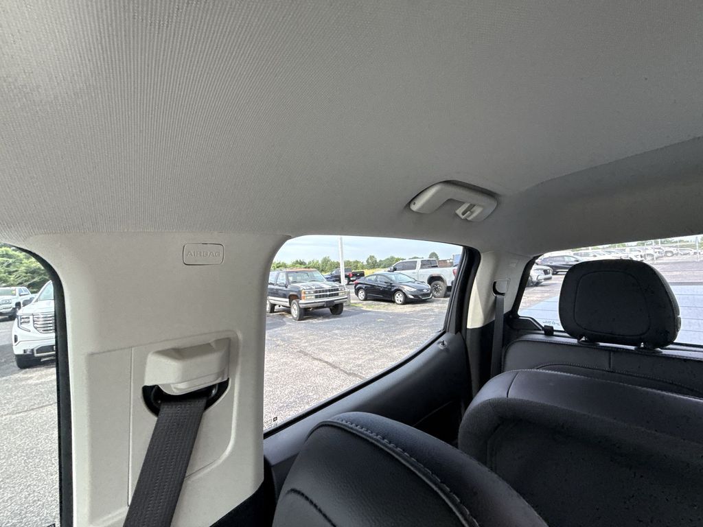2022 Chevrolet Colorado ZR2 - Photo 10