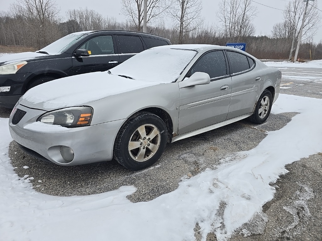 2008 Pontiac Grand Prix GP's photo