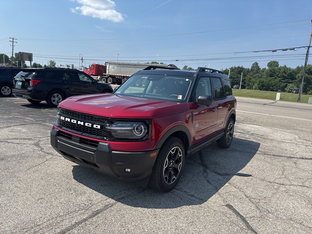 2025 Ford Bronco Sport Outer Banks photo 4
