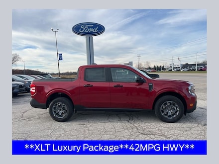 2025 Ford Maverick XLT Truck