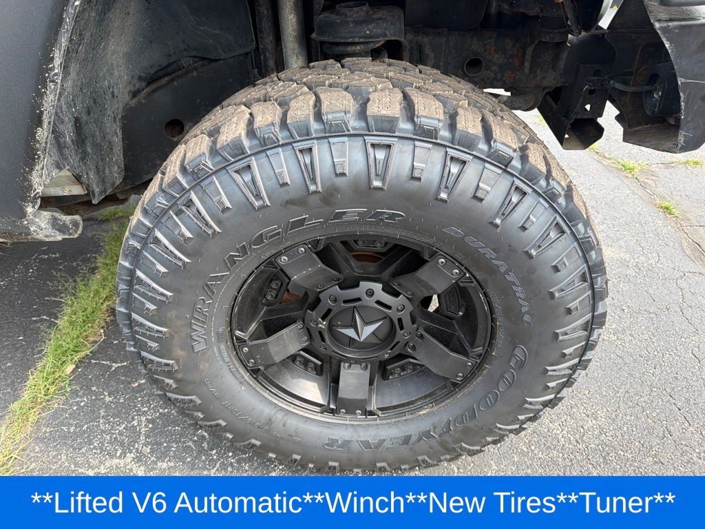 Used 2008 Jeep Wrangler X with VIN 1J4FA24198L652867 for sale in Alma, MI