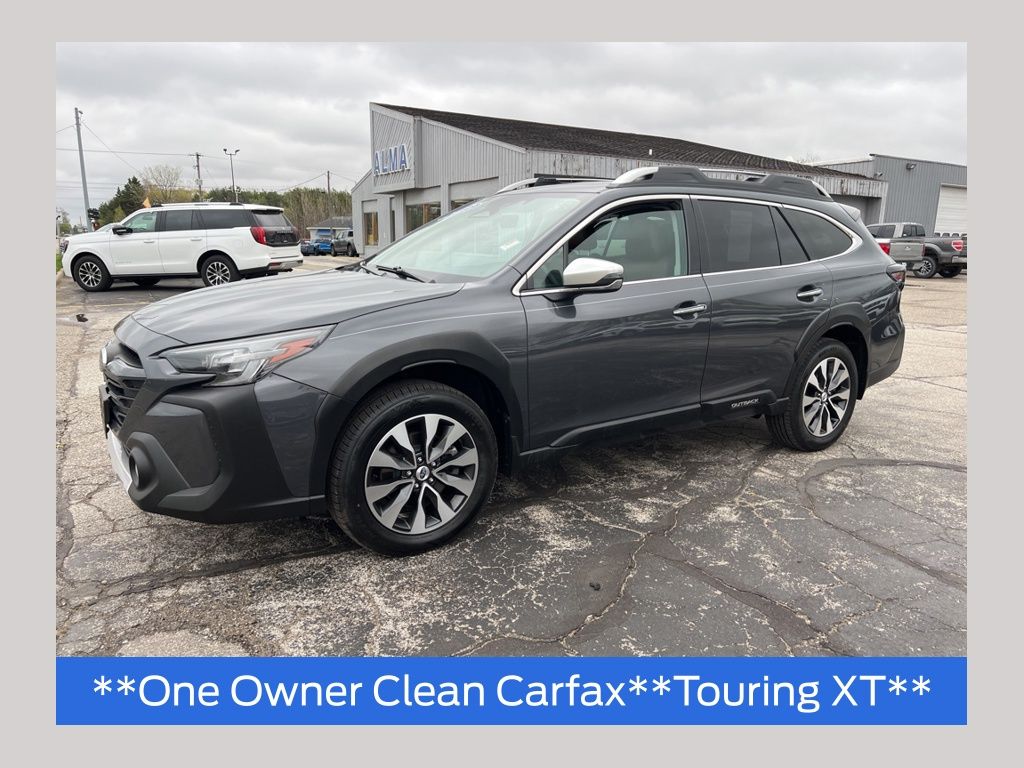 2023 Subaru Outback Touring XT's photo