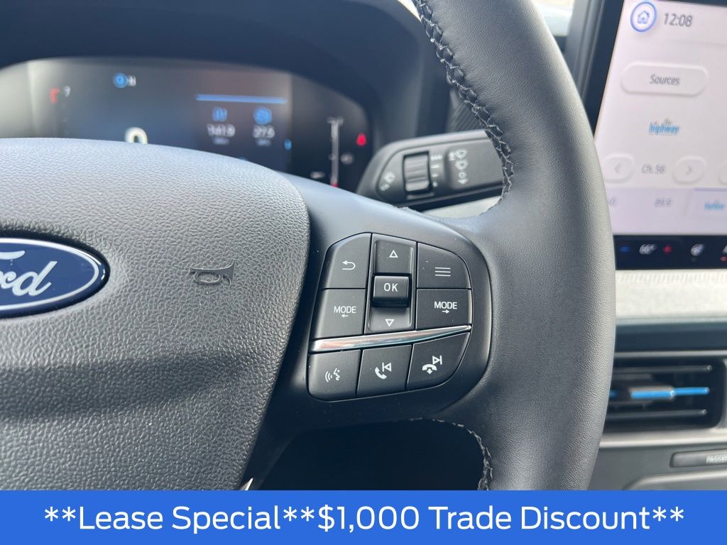 2026 Ford Maverick XLT - Photo 9