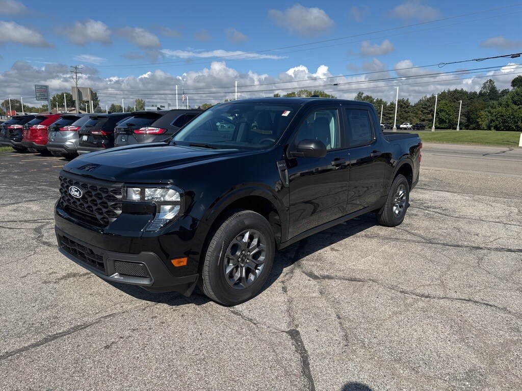 2025 Ford Maverick XLT photo 3