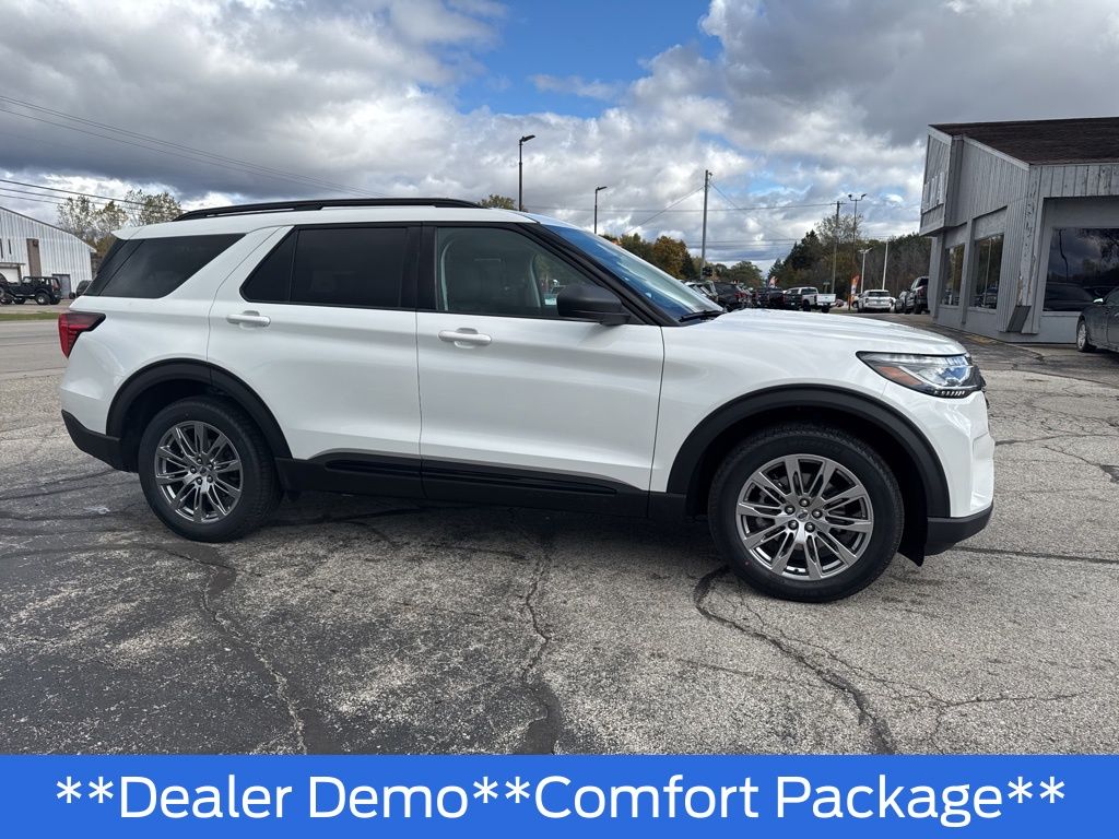2026 Ford Explorer Active - Photo 13