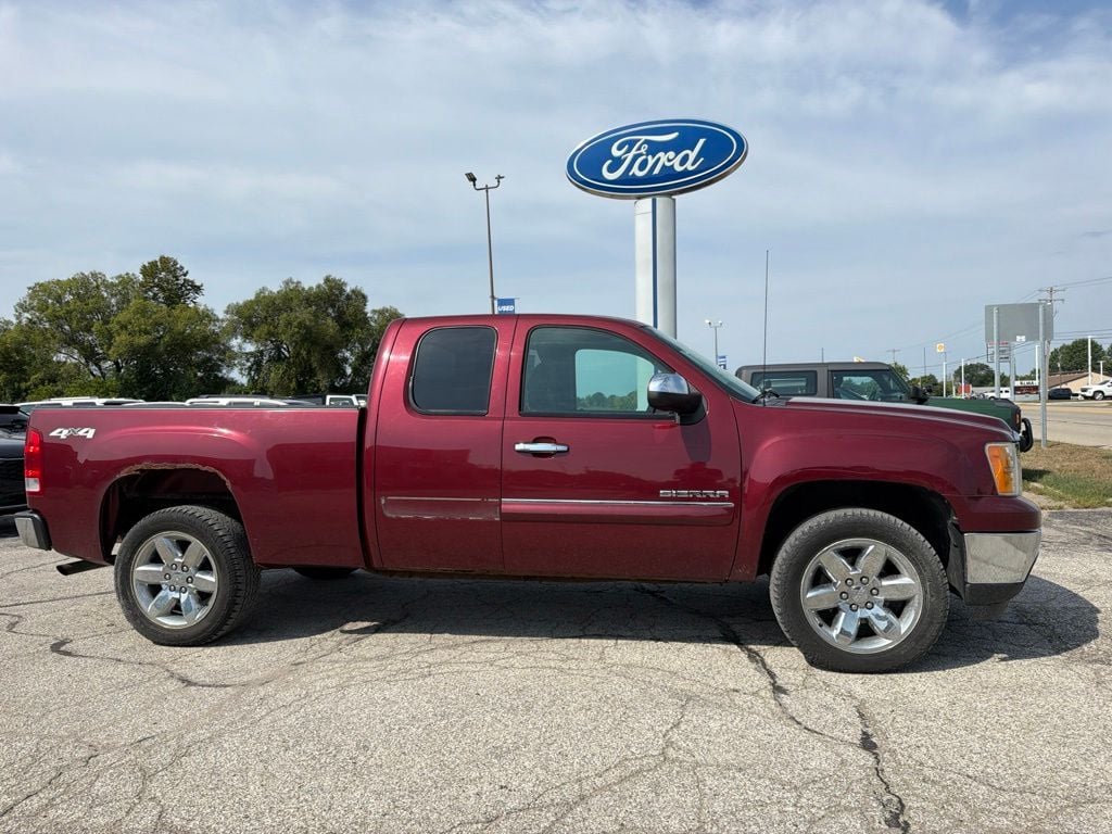 Used 2013 GMC Sierra 1500 SLE with VIN 1GTR2VE76DZ146151 for sale in Alma, MI