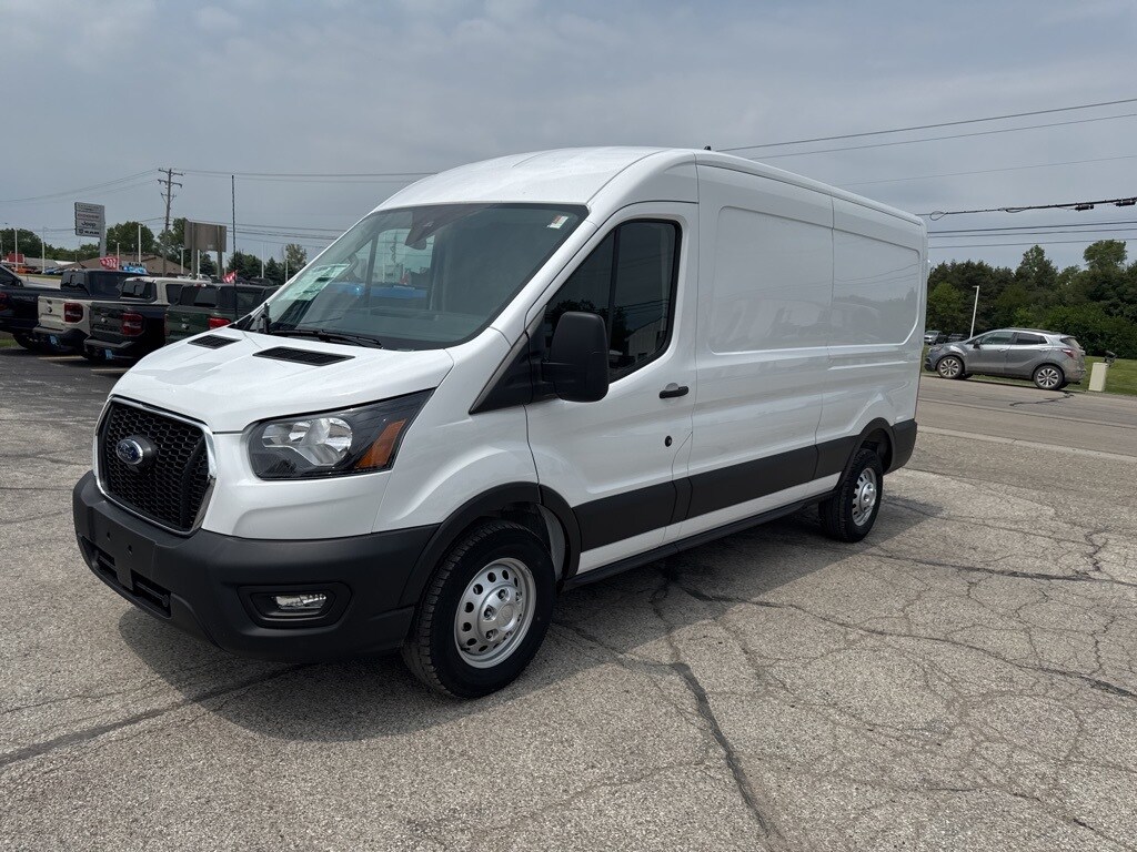 2025 Ford Transit photo 3