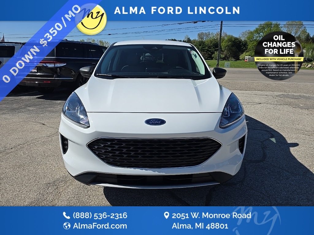 Used 2022 Ford Escape SE with VIN 1FMCU9G68NUA86251 for sale in Alma, MI