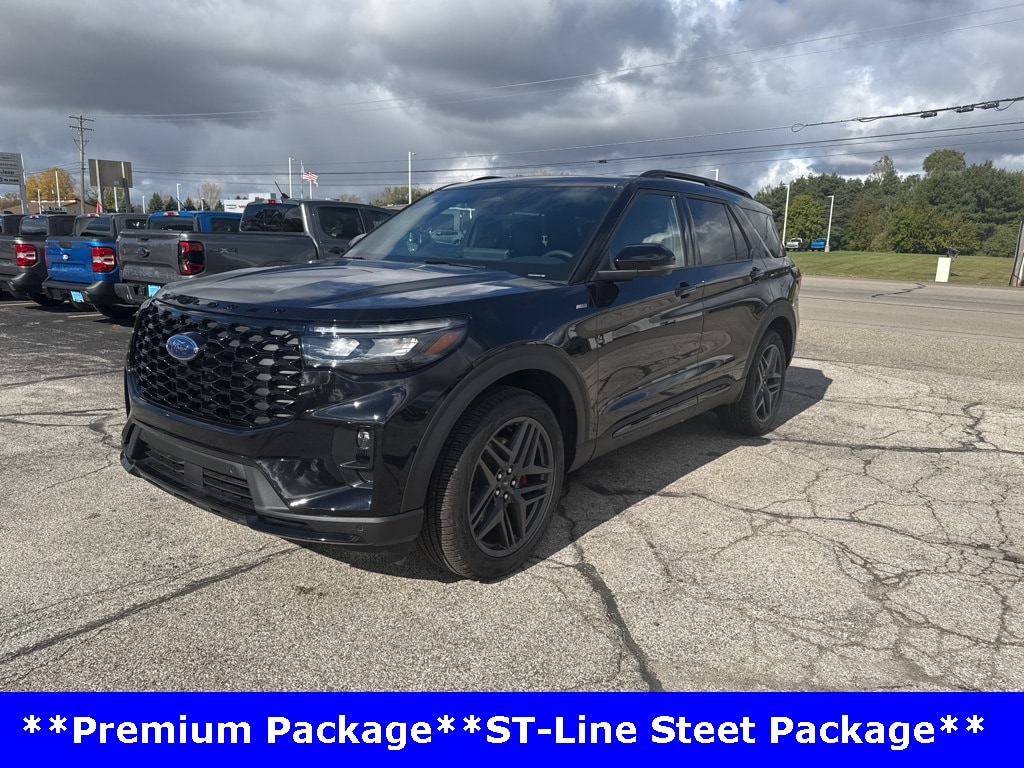 2025 Ford Explorer ST-Line photo 2