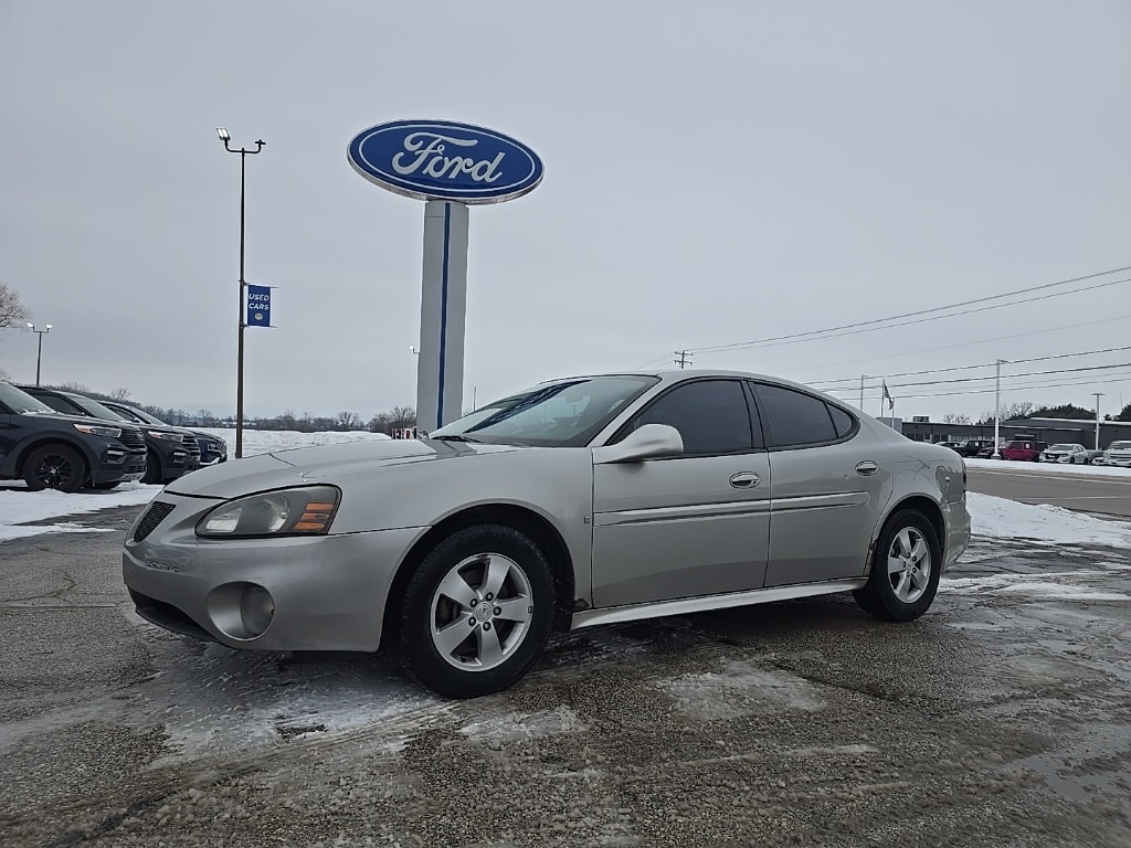 2008 Pontiac Grand Prix GP's photo