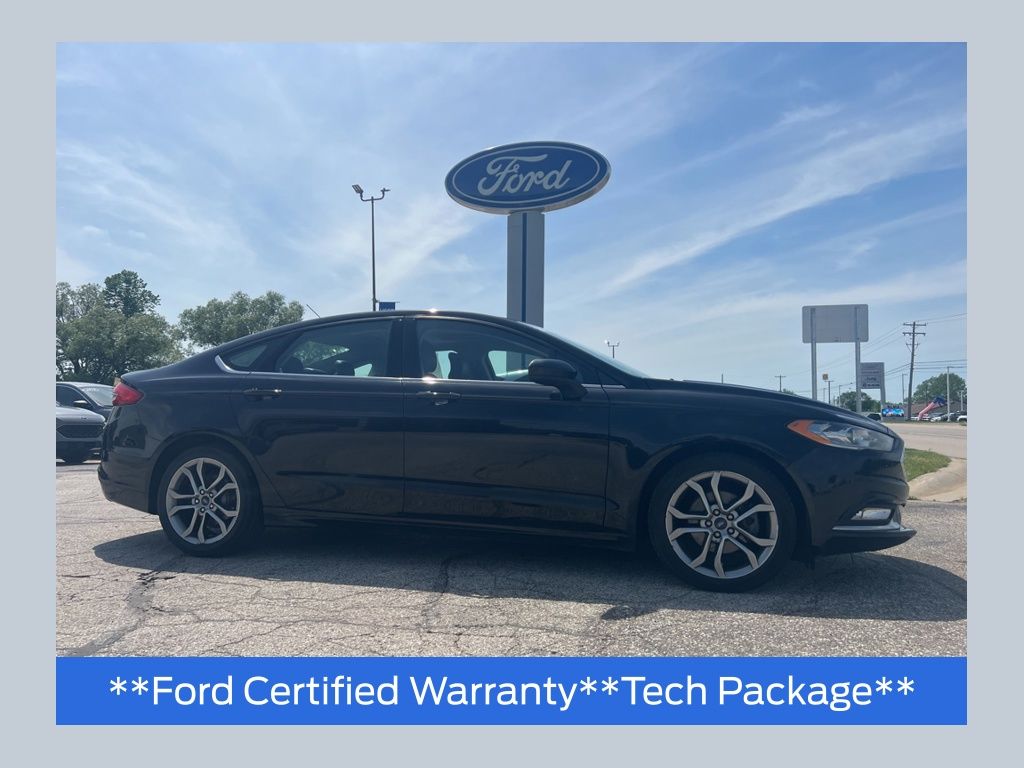 2017 Ford Fusion SE FWD's photo