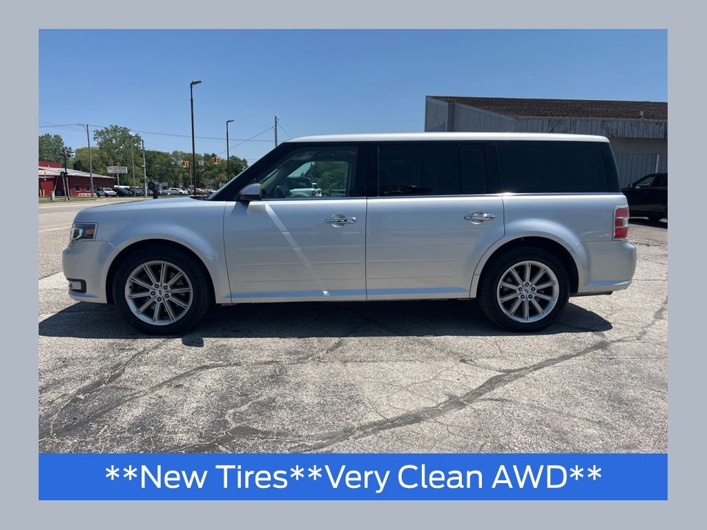 2019 Ford Flex Limited AWD's photo