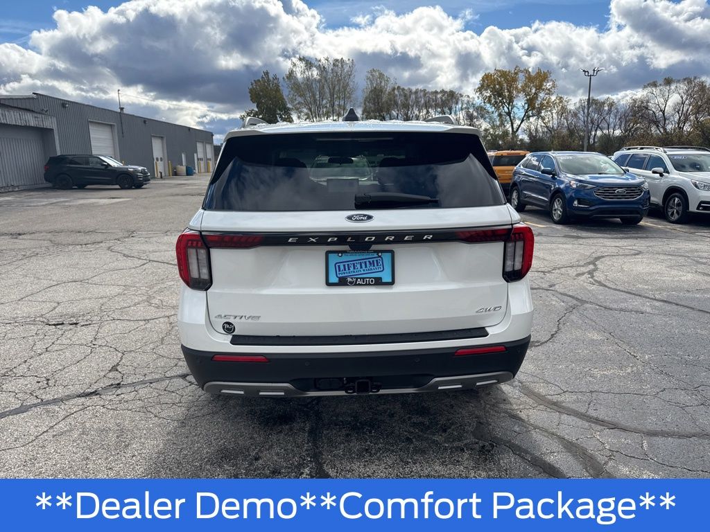 2026 Ford Explorer Active - Photo 17