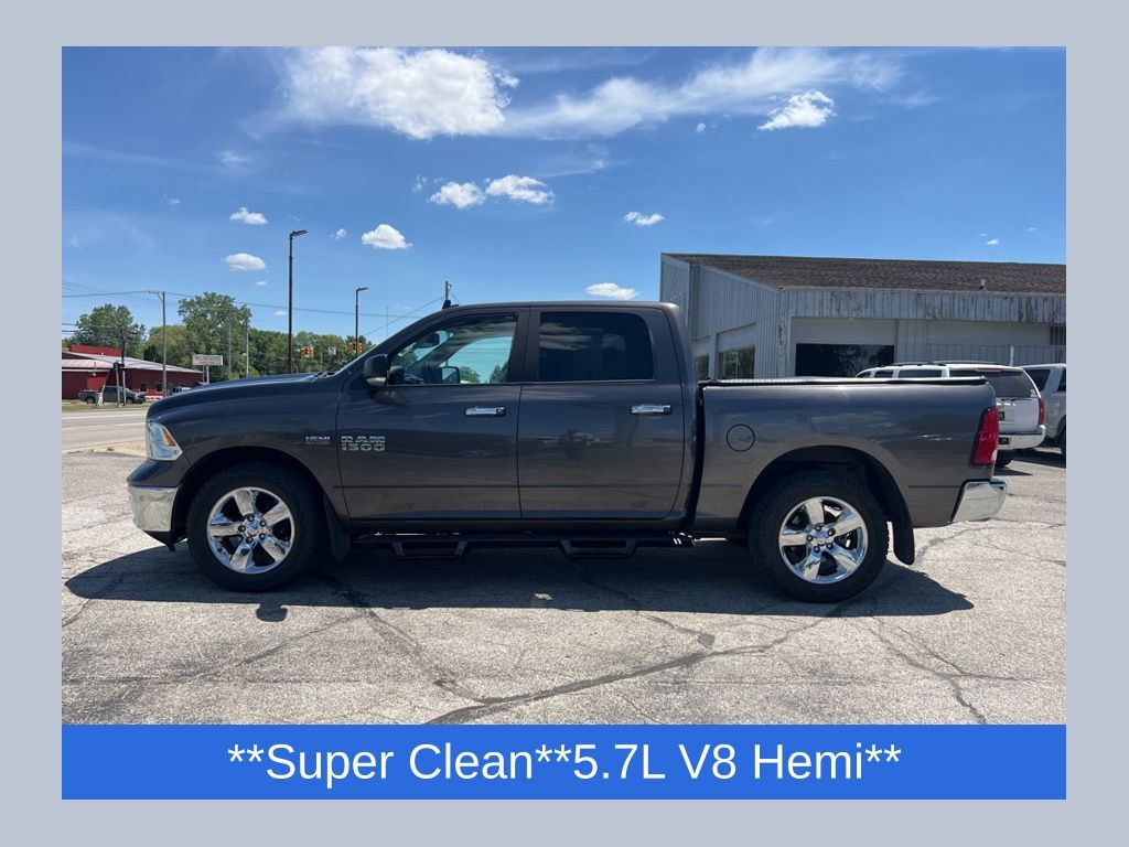 2016 RAM 1500 Big Horn 4x4 Crew Cab 5'7's photo