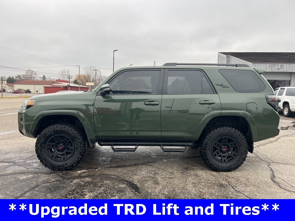 2022 Toyota 4Runner TRD Off-Road Premium's photo