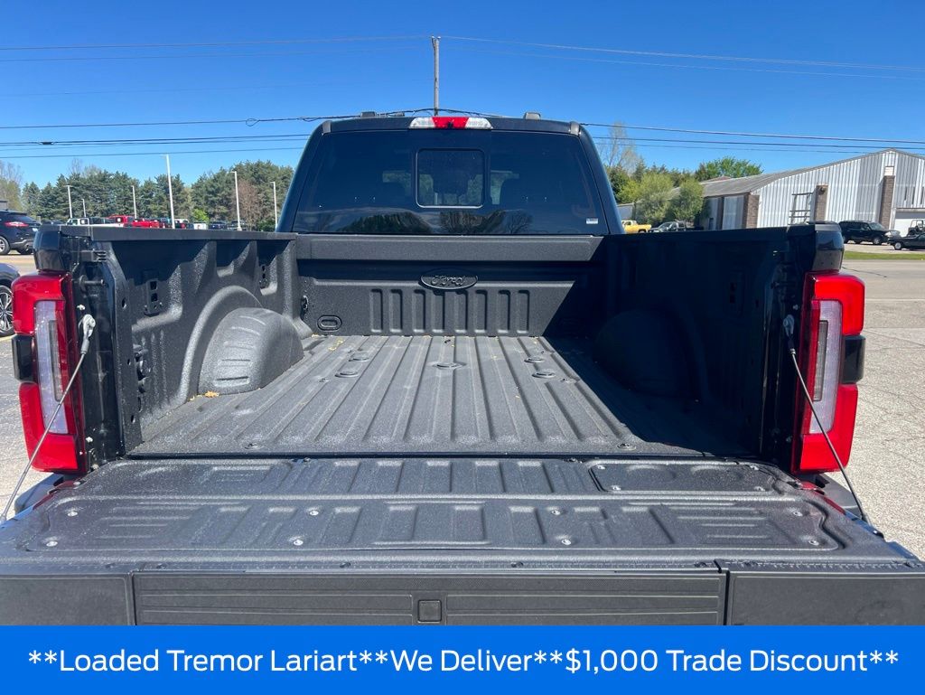 2026 Ford F-350 Super Duty Platinum - Photo 54
