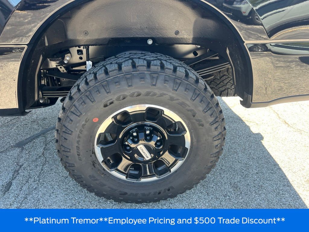2026 Ford F-350 Super Duty Platinum - Photo 40