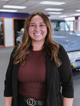 Staff member Lelia Fekete from ID_aa812ddcd463