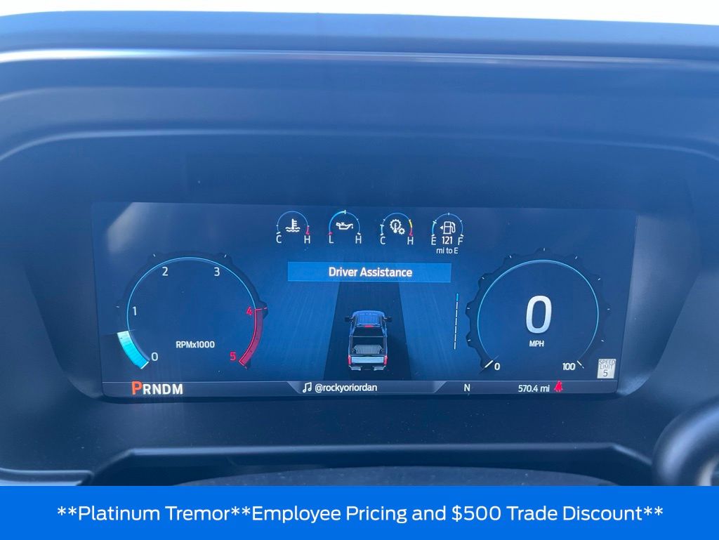 2026 Ford F-350 Super Duty Platinum - Photo 8