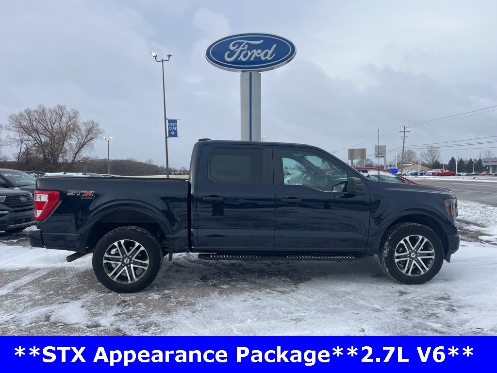 2023 Ford F-150 XL's photo