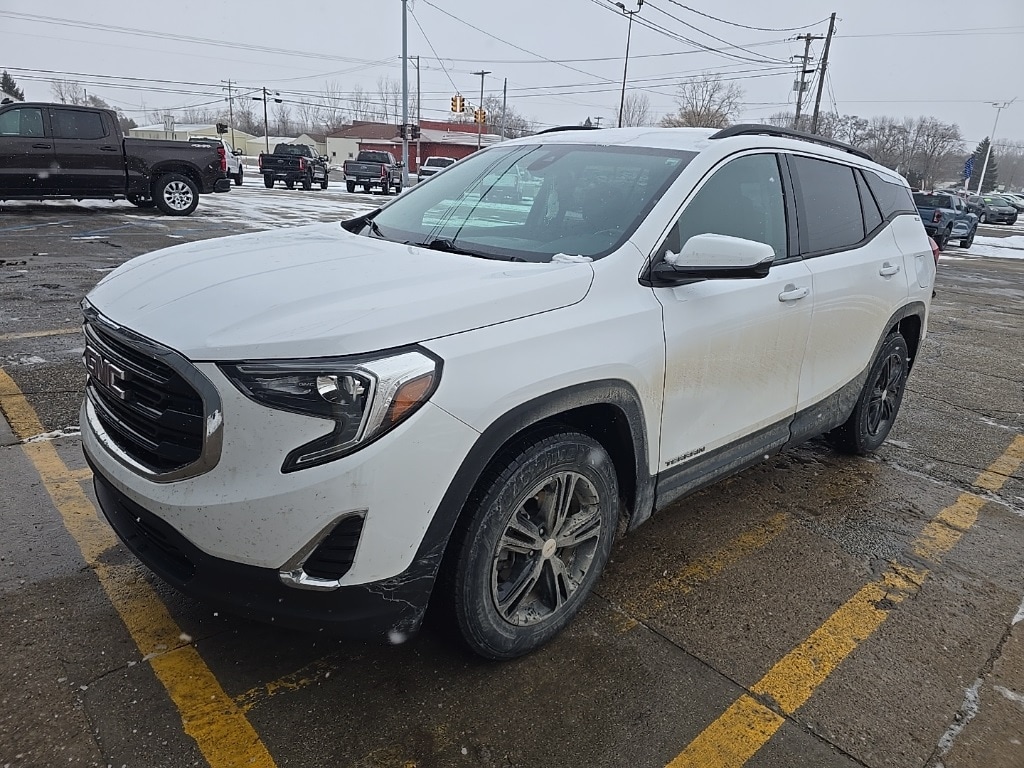 2020 GMC Terrain SLE's photo