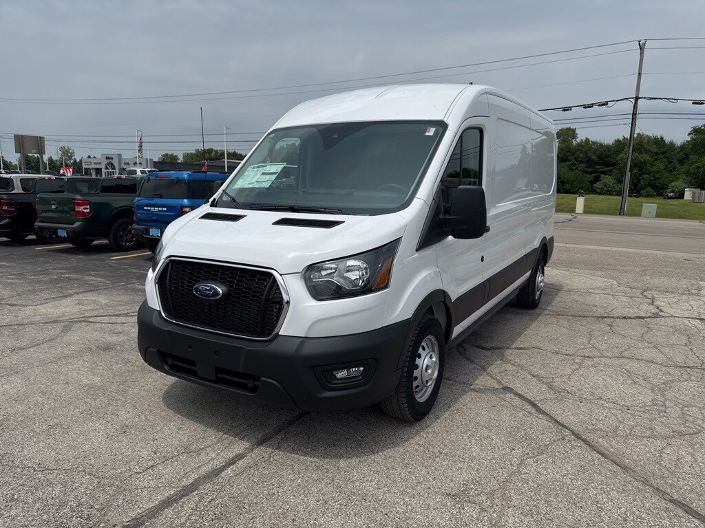 2025 Ford Transit photo 4