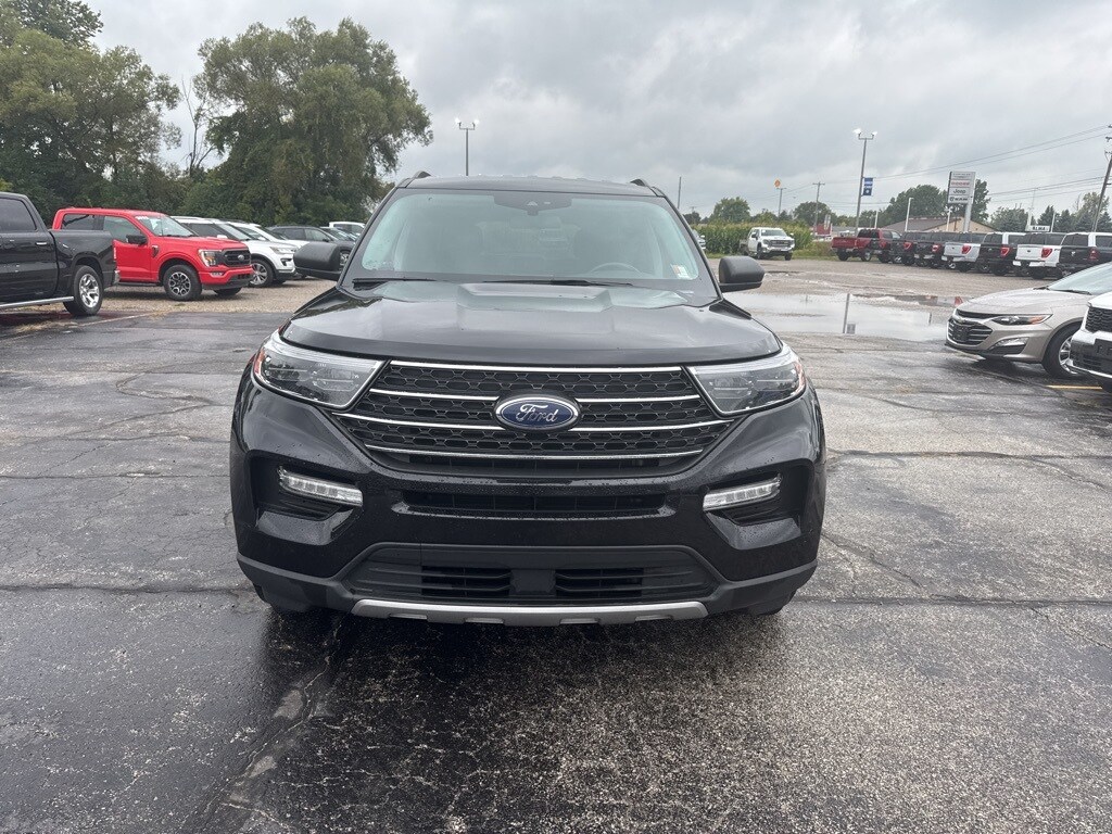 2022 Ford Explorer XLT photo 3