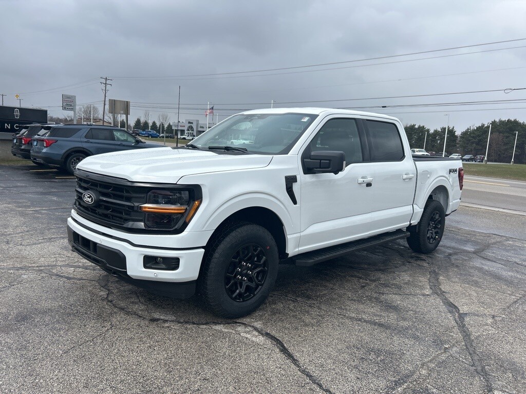 2025 Ford F-150 XLT photo 4
