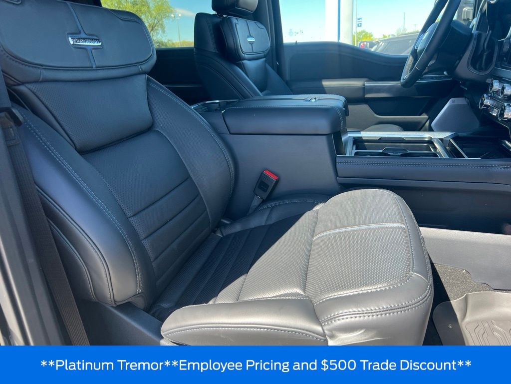 2026 Ford F-350 Super Duty Platinum - Photo 45