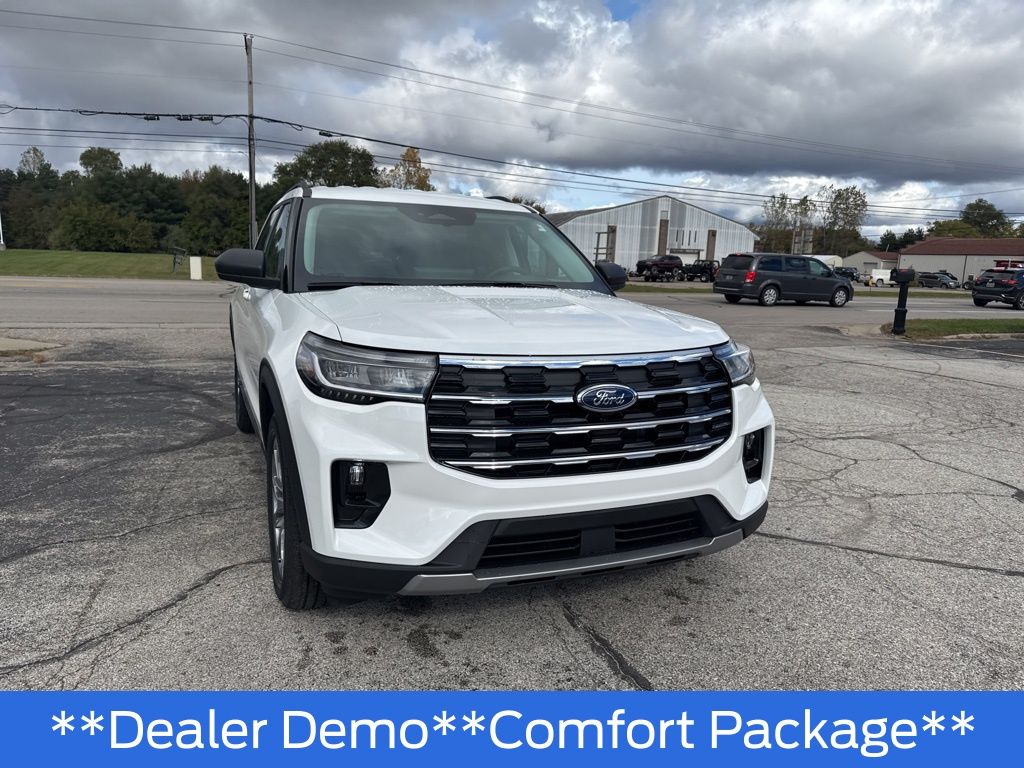 2026 Ford Explorer Active - Photo 9