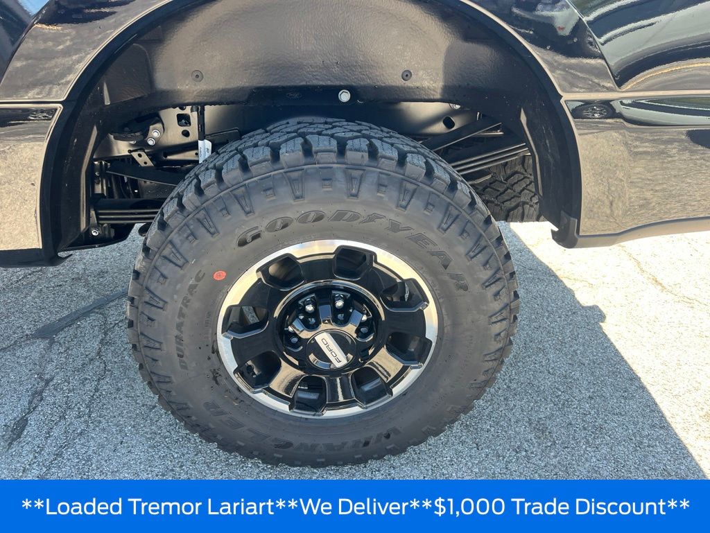 2026 Ford F-350 Super Duty Platinum - Photo 40