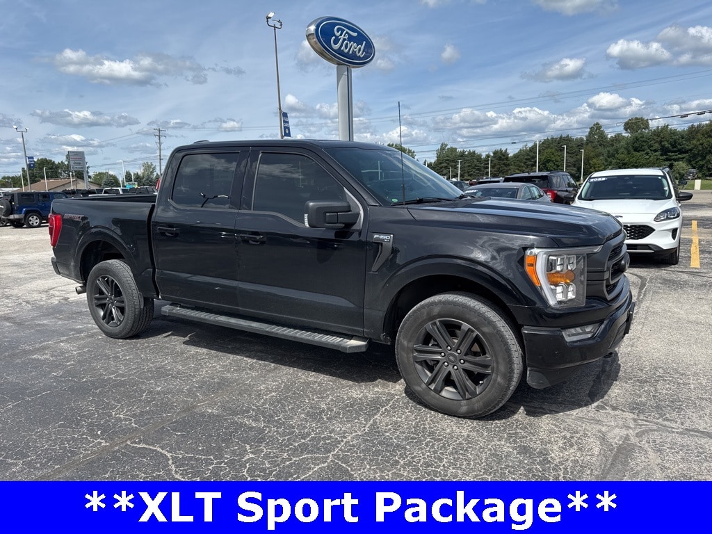 2022 Ford F-150 XLT's photo